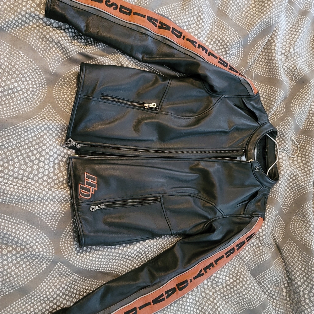 HD LEATHER JACKET